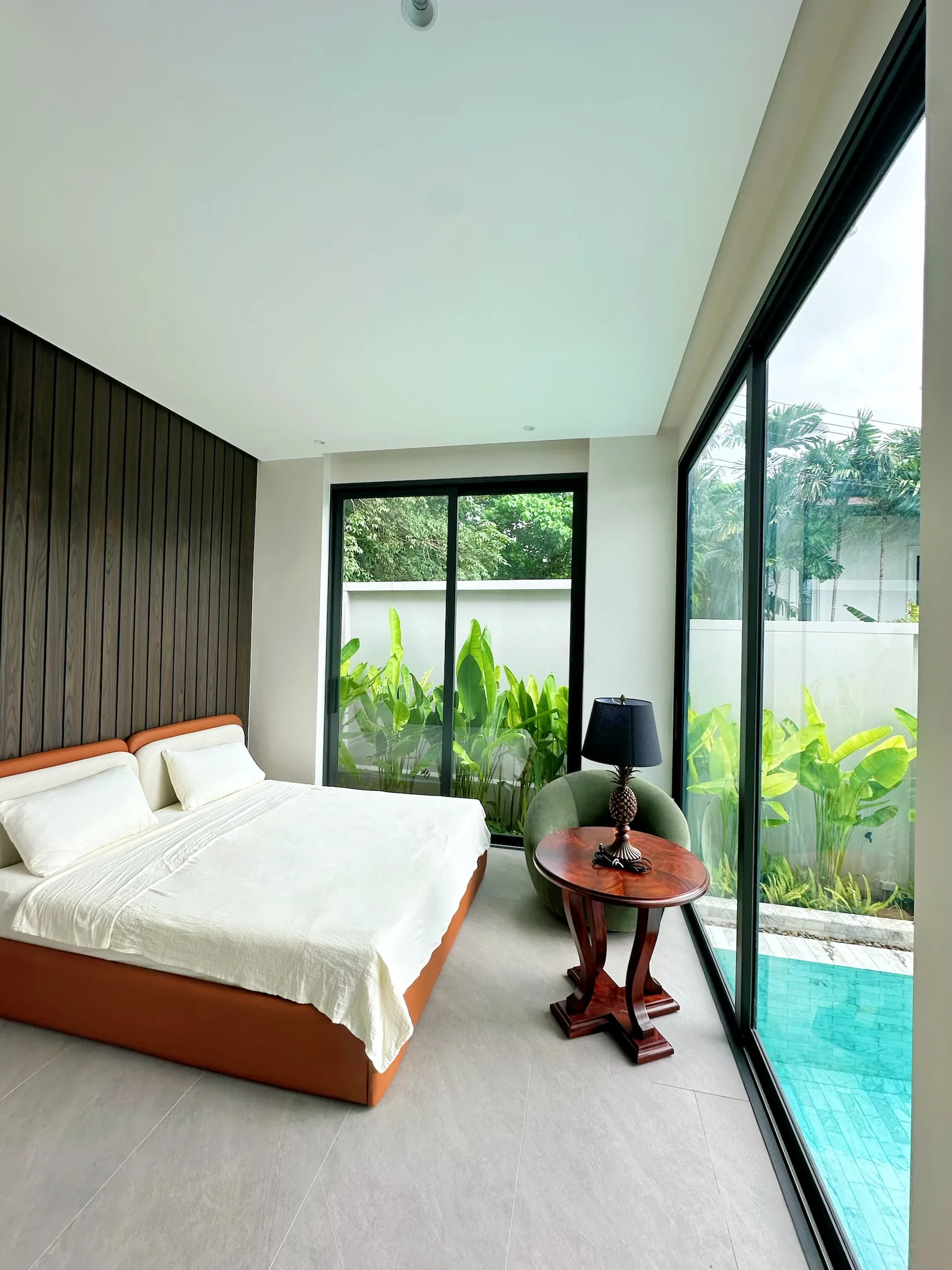 Charm Pool Villa Honeywood in Rawai Phuket — interior photograph 8